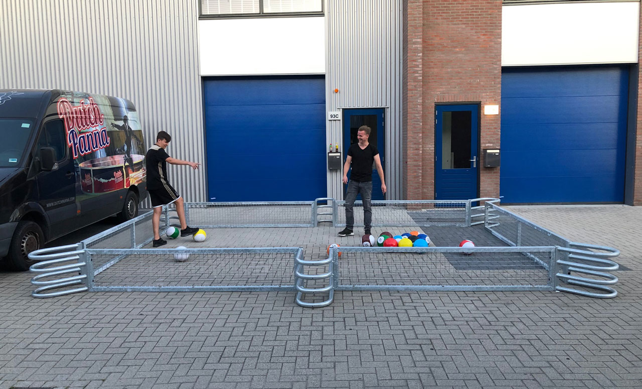 Poolfootball Court