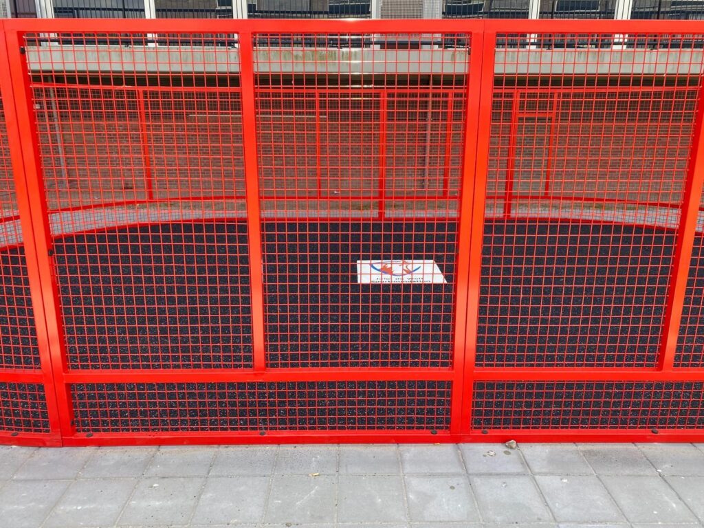 DutchPanna® logo zichtbaar op de sportvloer van de PK10.000® pannakooi in Schiedam.