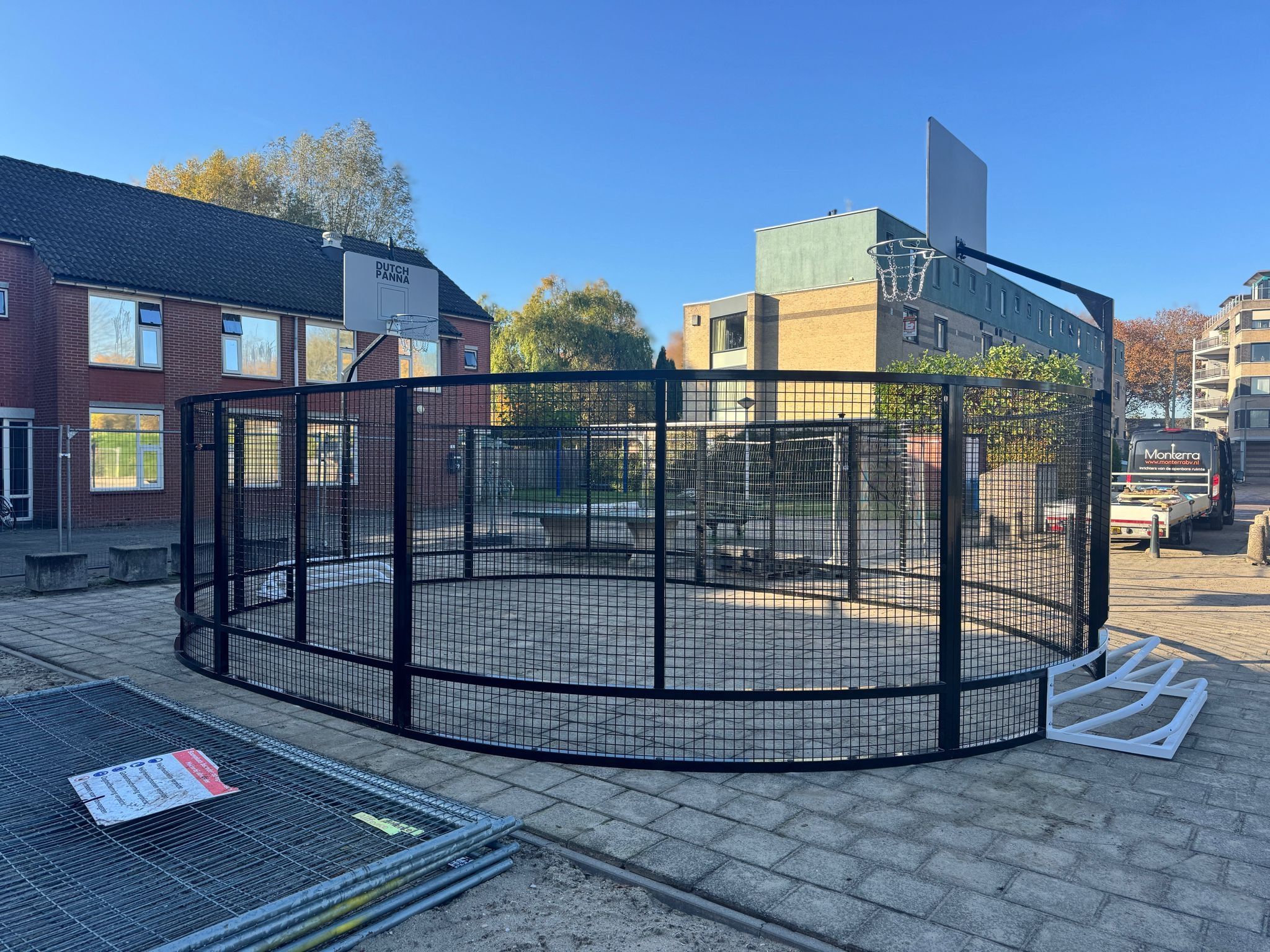 DutchPanna® PK 8000 PRO® pannakooi met basketbalbord bij ’s Heeren Loo Dordrecht