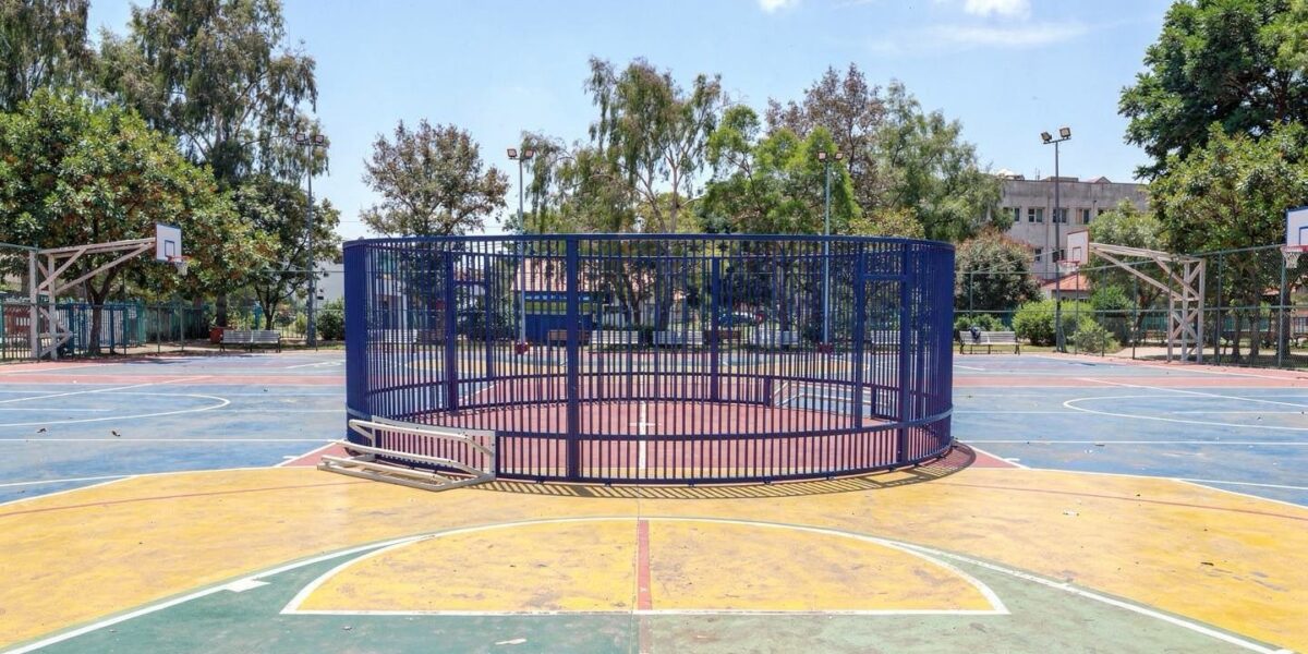 DutchPanna EVOLUTION ronde panna kooi in openbare ruimte