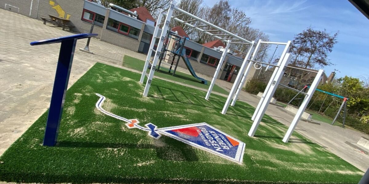 Afgewerkte Urban Gym DC BASE met valdempende sportvloer bij OdyZee College Vlissingen Afgewerkte Urban Gym DC BASE met valdempende sportvloer bij OdyZee College Vlissingen