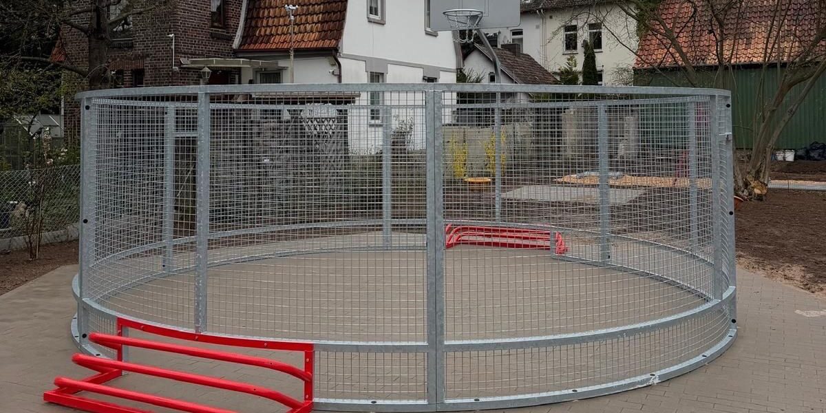 DutchPanna PK 5000 PRO® pannakooi met basketbalring in Hameln